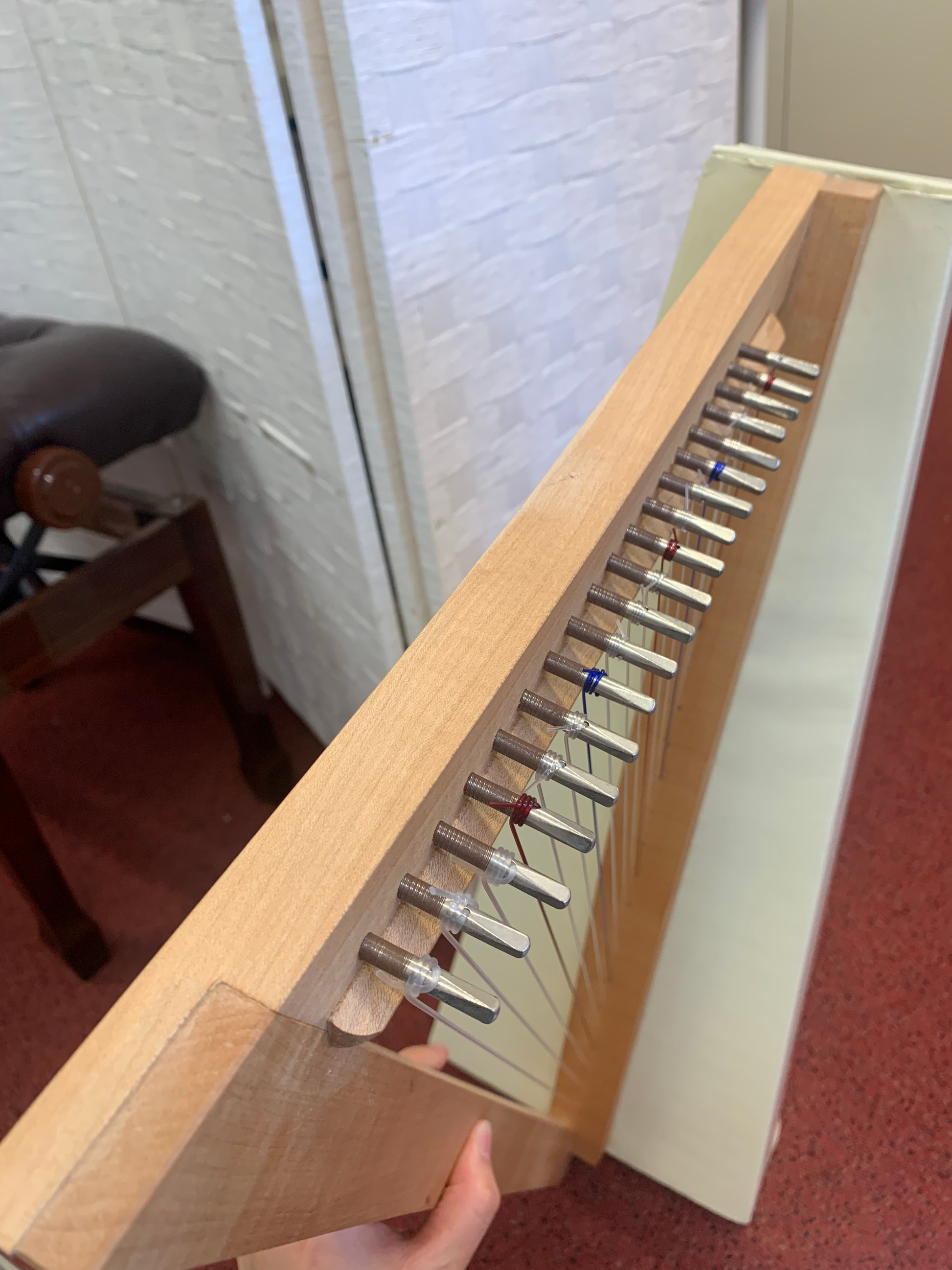 Waring 19st harp fully built beige image 2