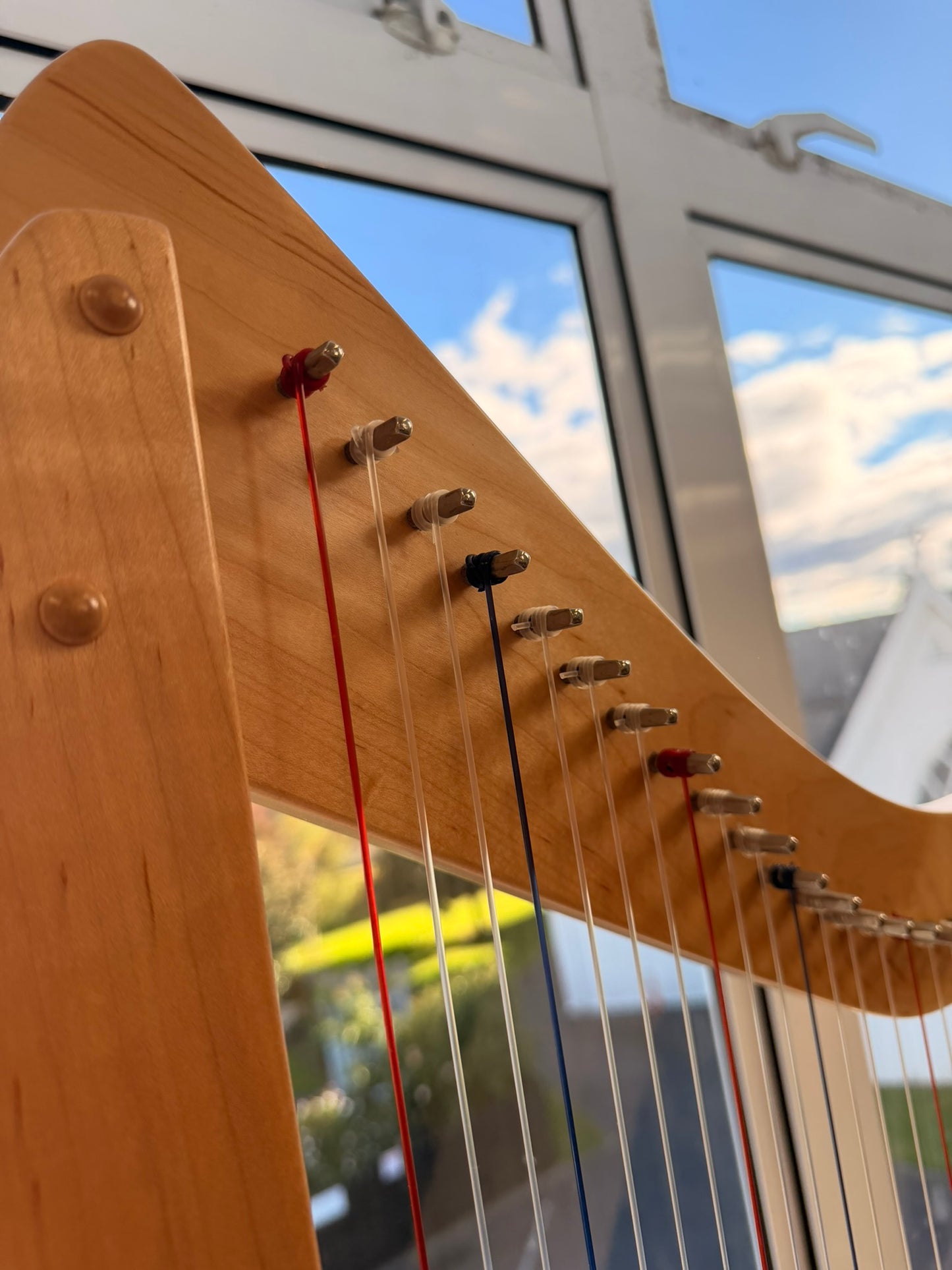 [pre-loved] 2021 harpsicle-harp 26st natural maple harp