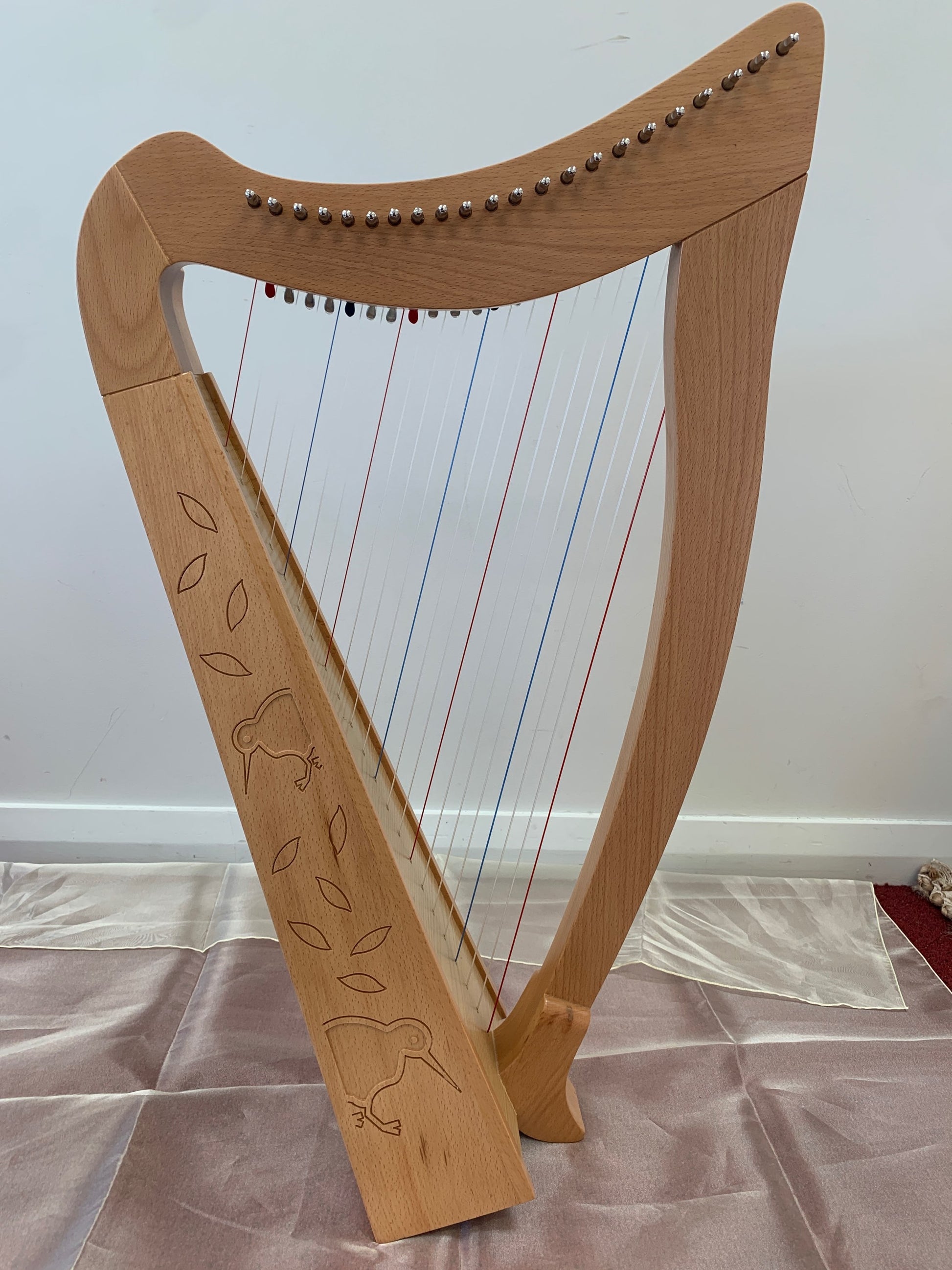 Harpitree-Harp Kiwi Beechsood 22st Harp Set image 4