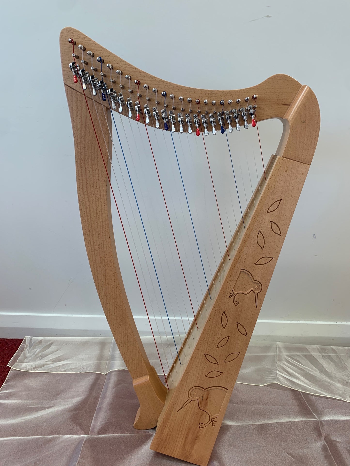 Harpitree-Harp Kiwi Beechsood 22st Harp Set image 0